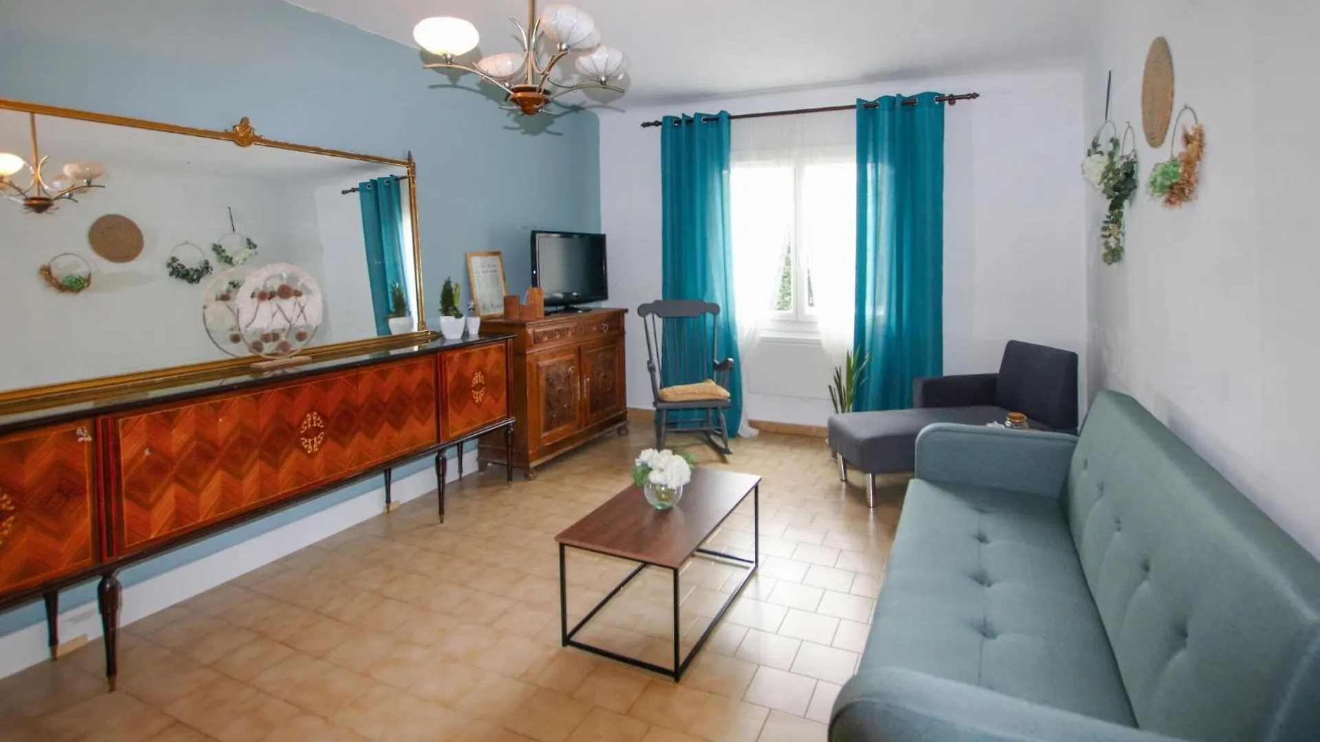 Gorgeous Apartment In Carpentras 0*,  France