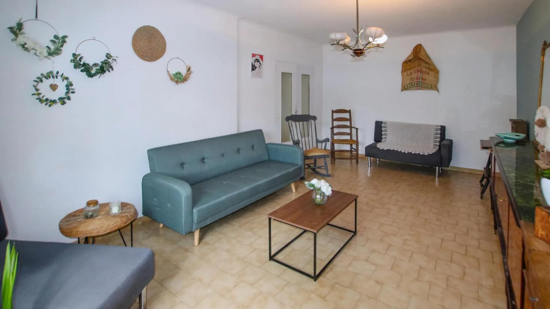 Gorgeous Apartment In Carpentras